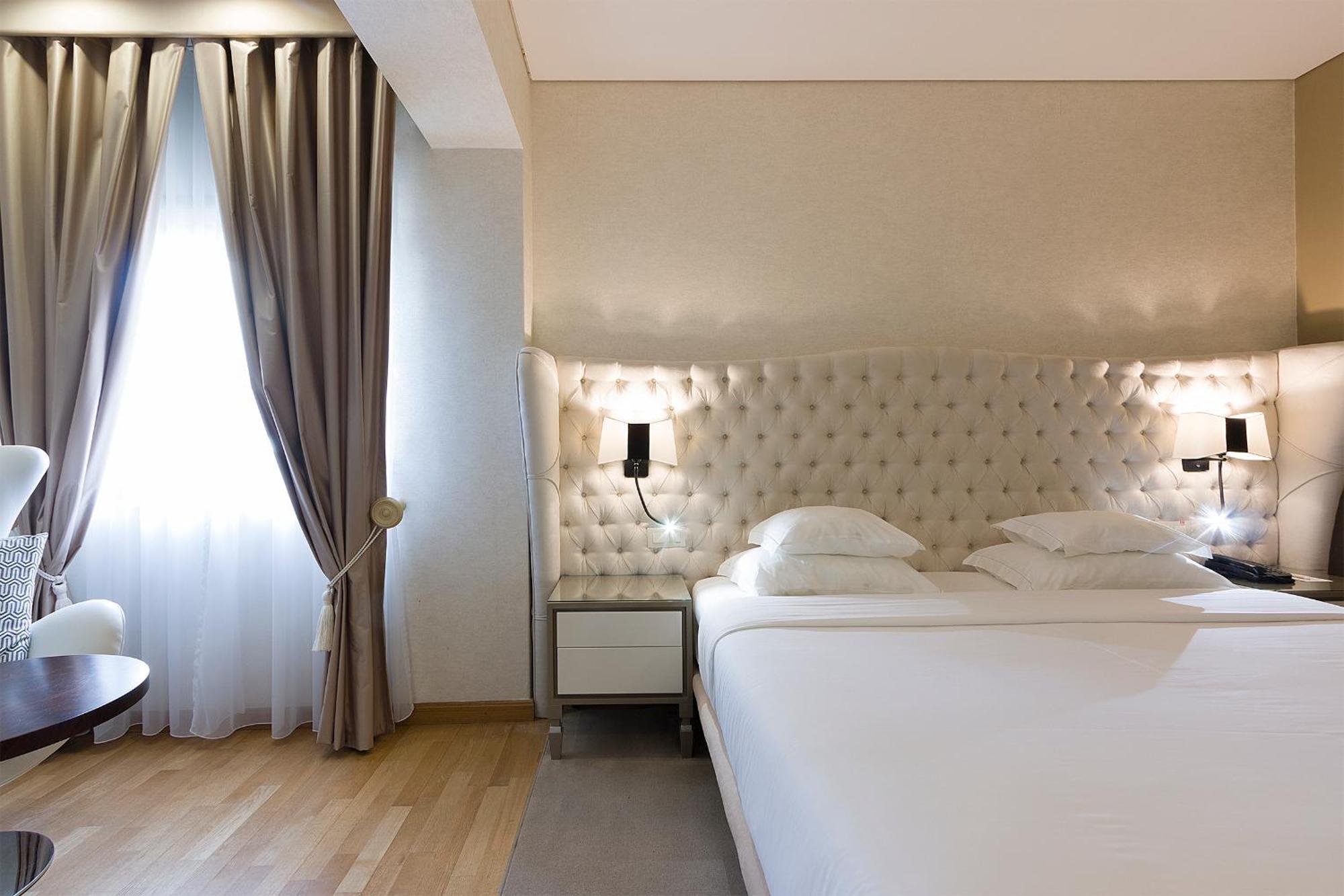 Deluxe Suite,1209339277:JPEG